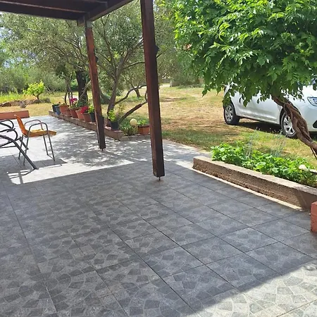 Ruzmarin * Velika Cista (Sibenik-Knin)